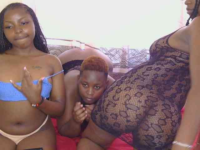 SweetMelons webcam