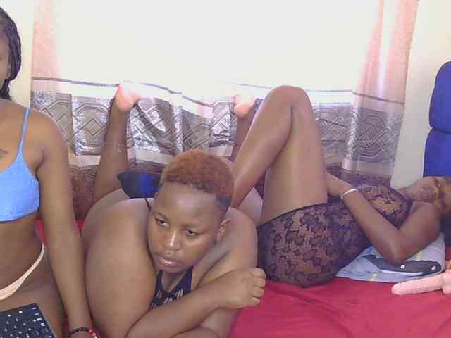 SweetMelons webcam
