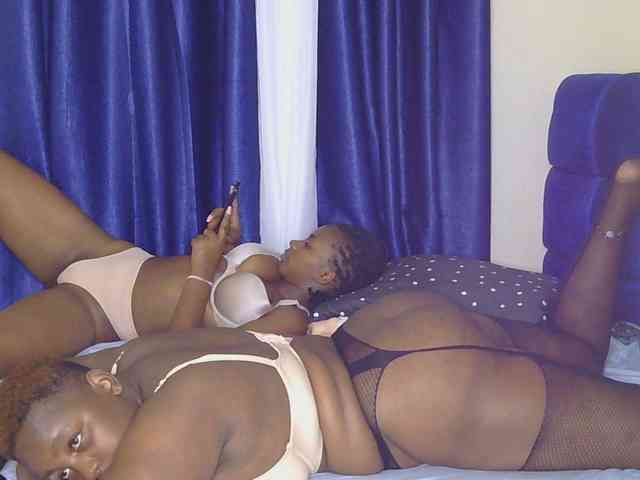 SweetMelons webcam