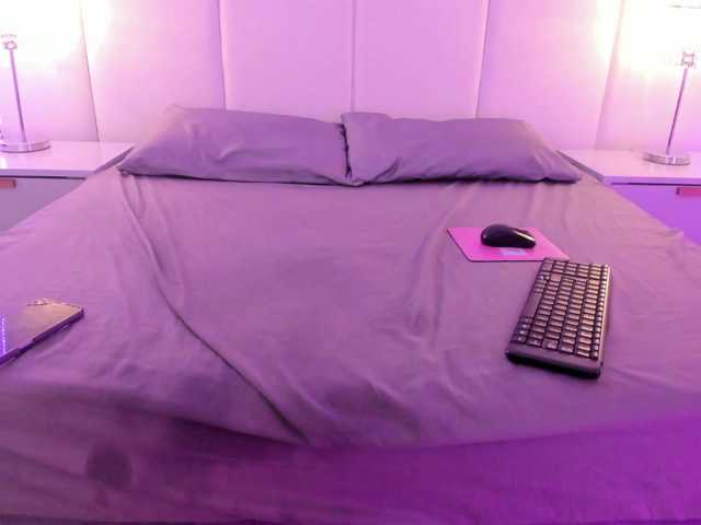 Discover LilyBratz, she wants to peak for your joy LilyBratz from BongaCams