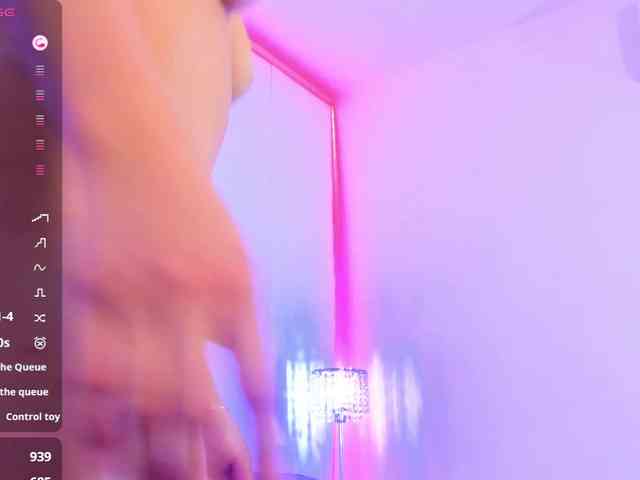 LilyBratz webcam