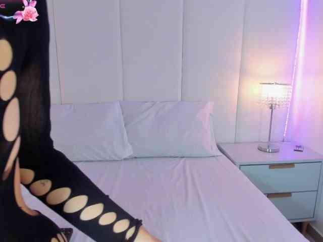 LilyBratz Live Webcam on BongaCams