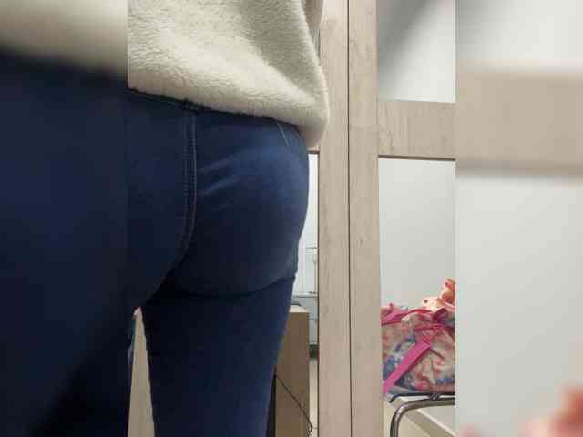 LilyBratz webcam