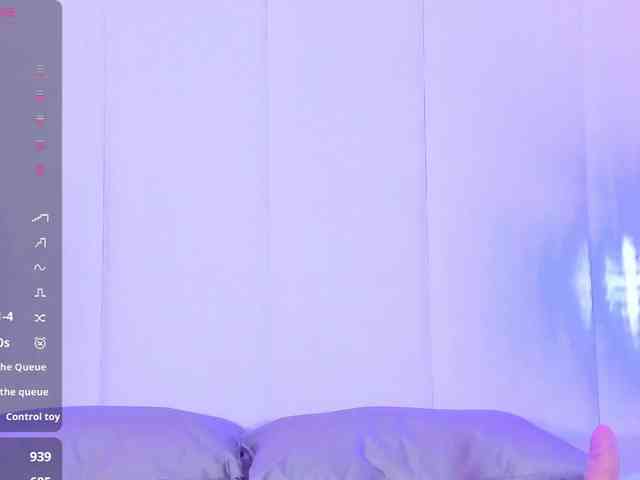 LilyBratz webcam