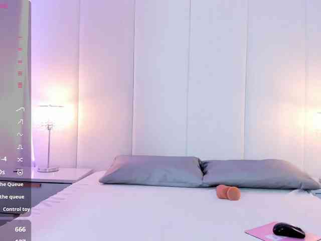 LilyBratz webcam