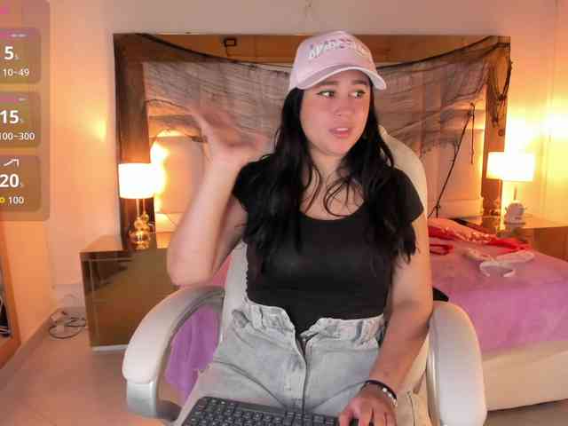 SiennaaRosee webcam