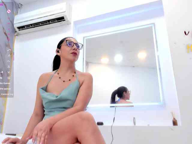 julianaa-31 webcam