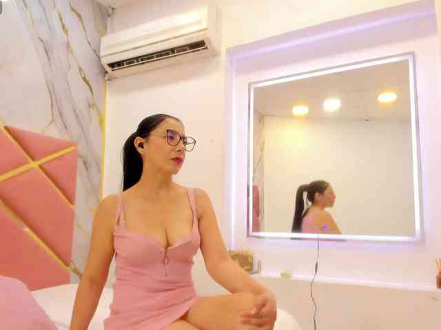 julianaa-31 webcam