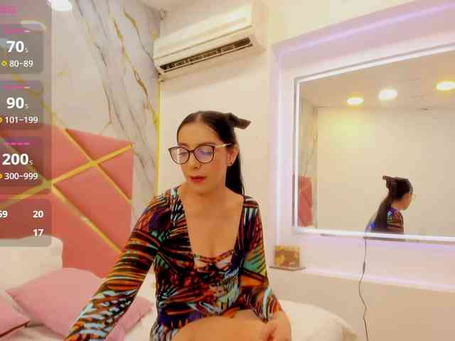 julianaa-31 webcam