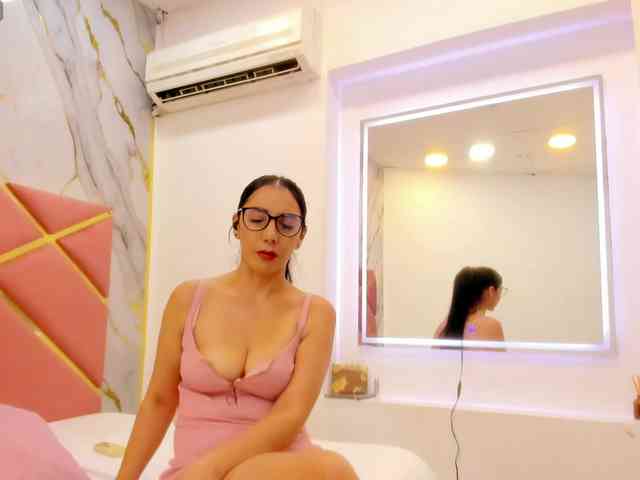 julianaa-31 webcam