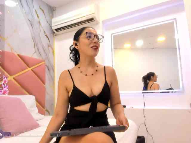 julianaa-31 webcam
