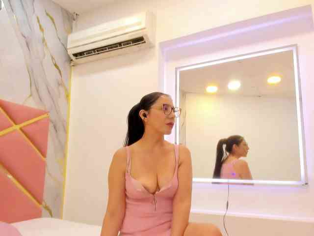 julianaa-31 webcam