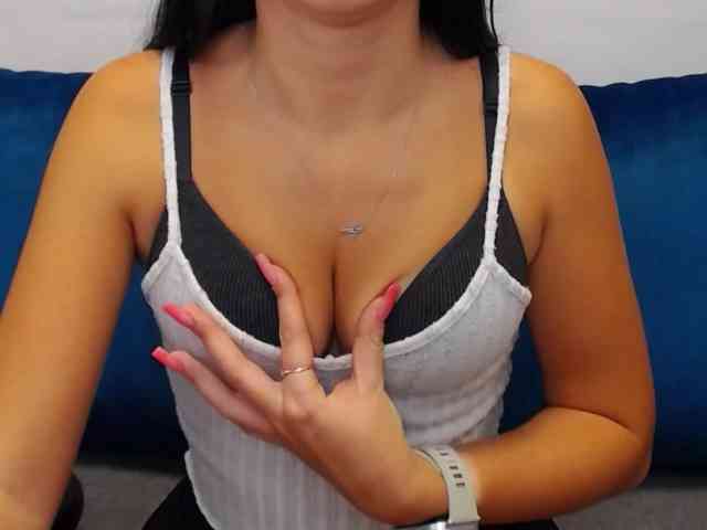 anonymous chat room LuisaLove