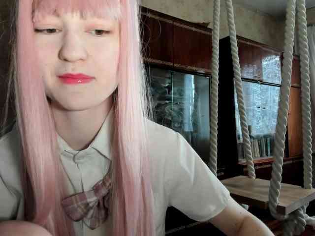 yoonhee-kiss webcam