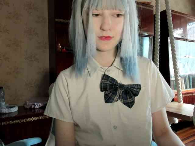 yoonhee-kiss webcam
