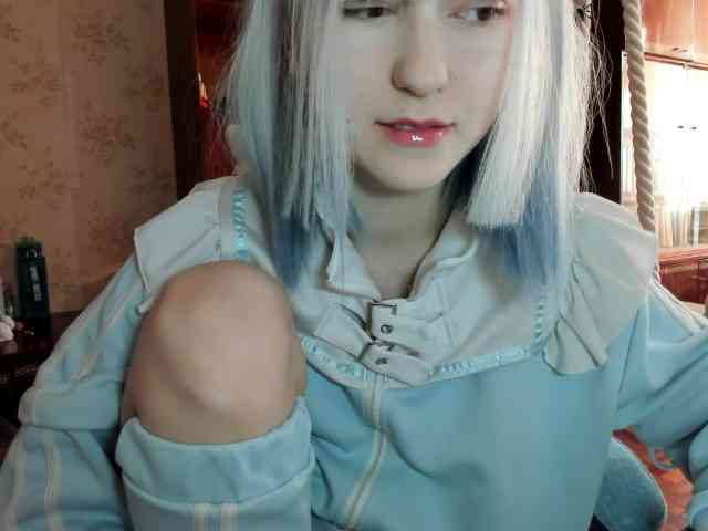 yoonhee-kiss webcam