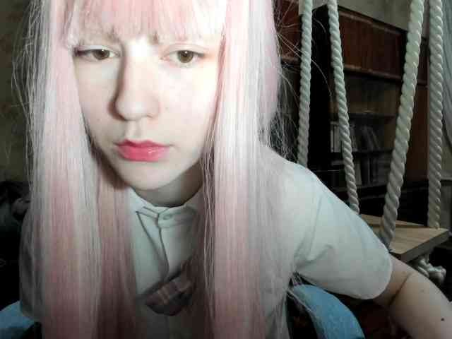 yoonhee-kiss webcam