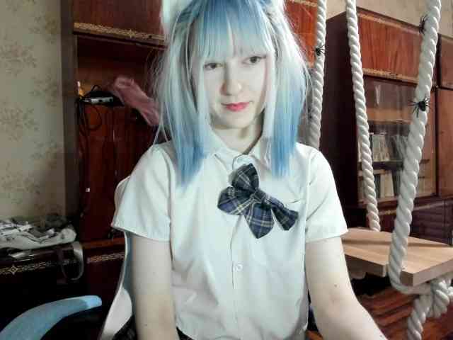 yoonhee-kiss webcam