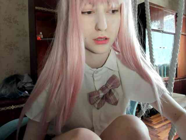 yoonhee-kiss webcam