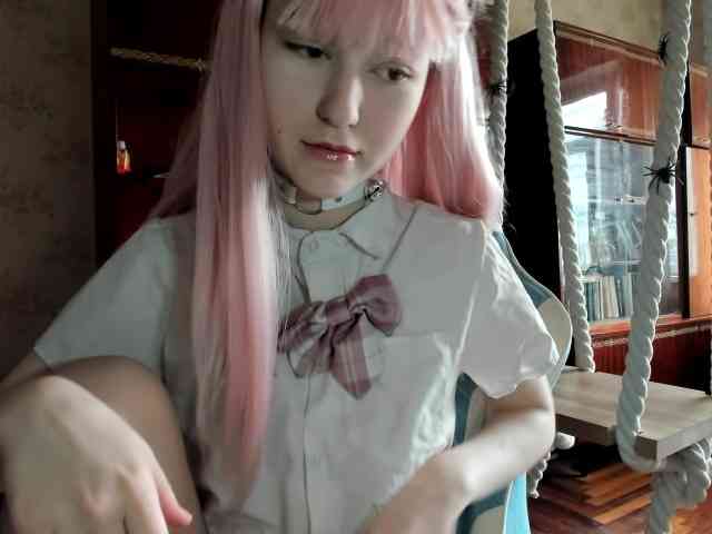 yoonhee-kiss webcam