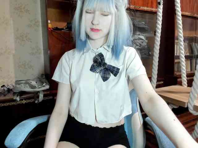 yoonhee-kiss webcam