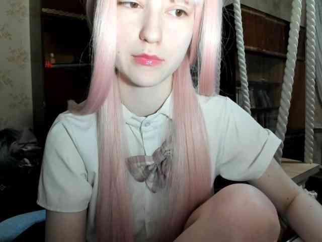 yoonhee-kiss webcam