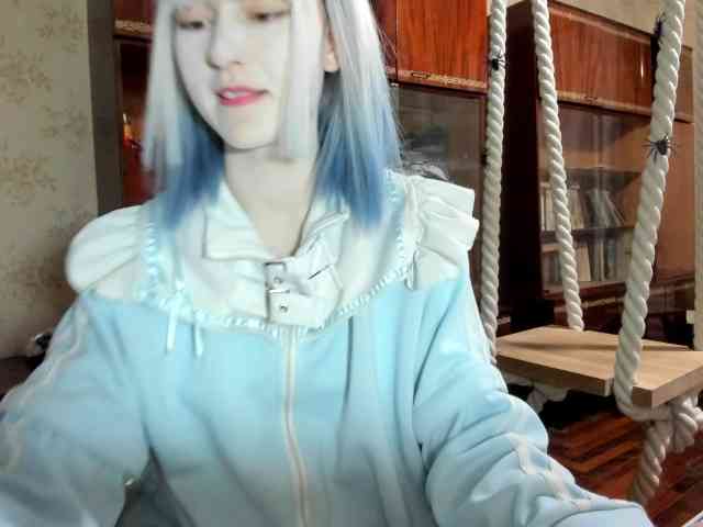 yoonhee-kiss webcam