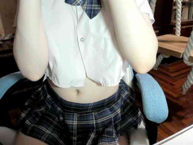 yoonhee-kiss webcam
