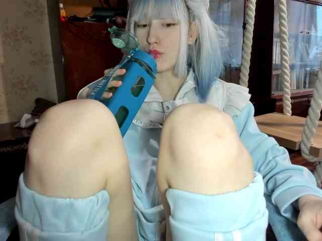 yoonhee-kiss webcam