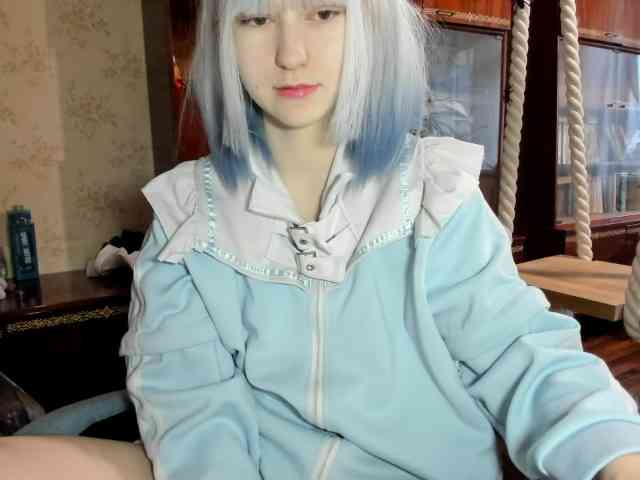 yoonhee-kiss webcam