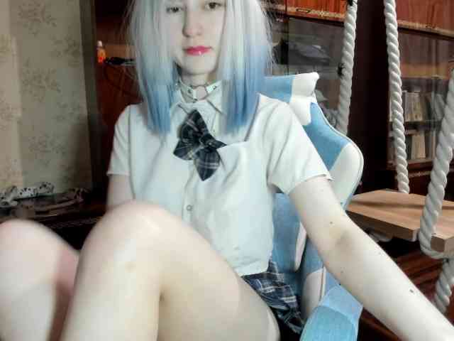 yoonhee-kiss webcam