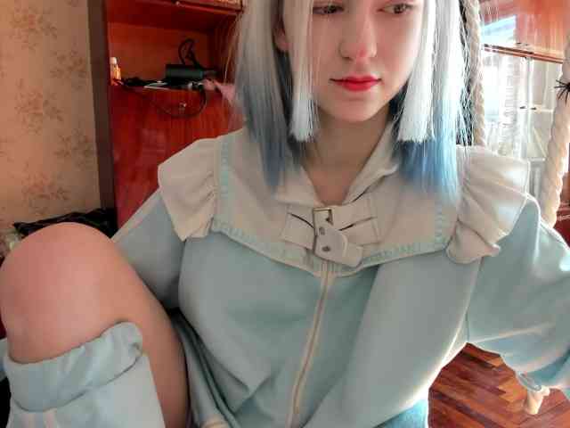 yoonhee-kiss webcam