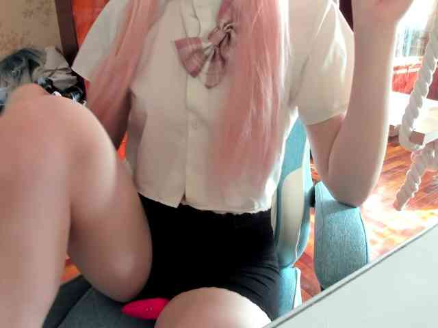 yoonhee-kiss webcam