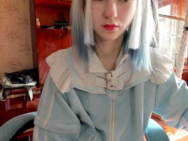 yoonhee-kiss webcam