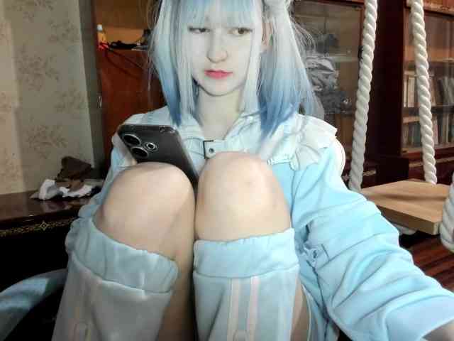 yoonhee-kiss webcam