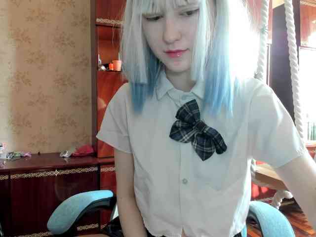 yoonhee-kiss bongacams