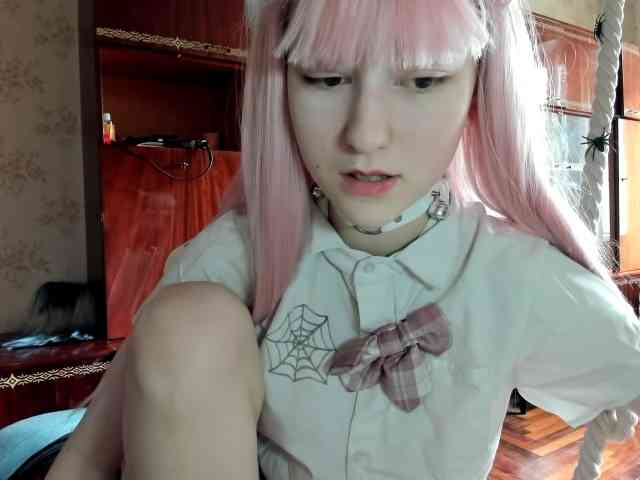 yoonhee-kiss webcam
