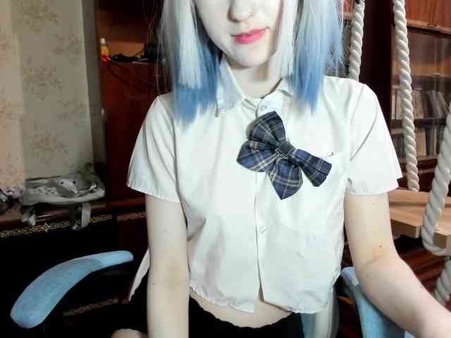 yoonhee-kiss webcam