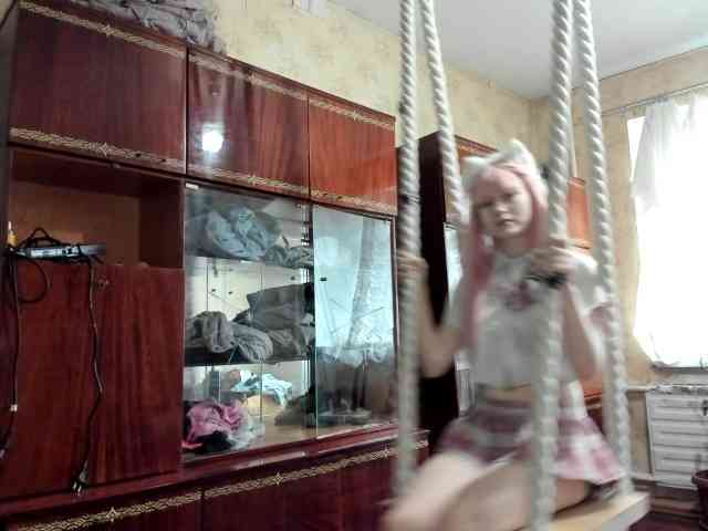 yoonhee-kiss webcam