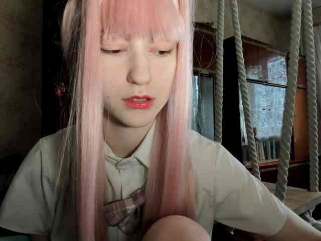 yoonhee-kiss webcam