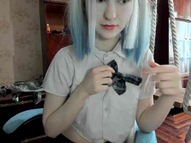 yoonhee-kiss webcam