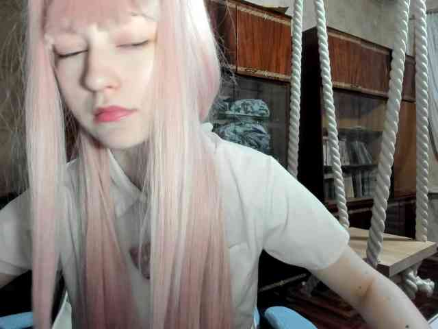 yoonhee-kiss webcam