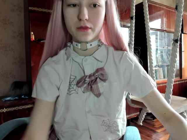 yoonhee-kiss webcam
