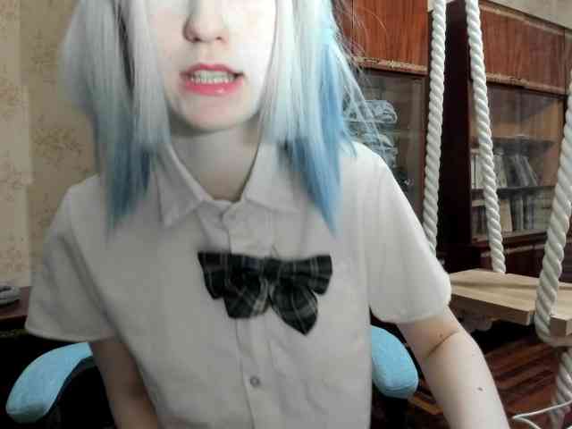 yoonhee-kiss webcam