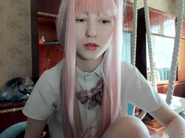 yoonhee-kiss webcam