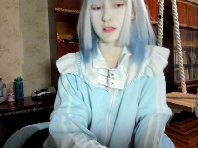 yoonhee-kiss webcam