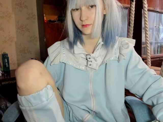 yoonhee-kiss webcam