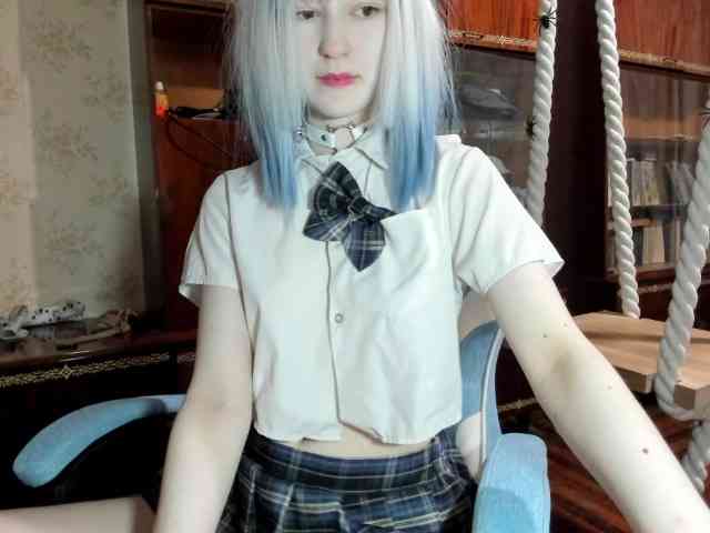 yoonhee-kiss webcam