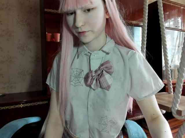 yoonhee-kiss Live Webcam on BongaCams