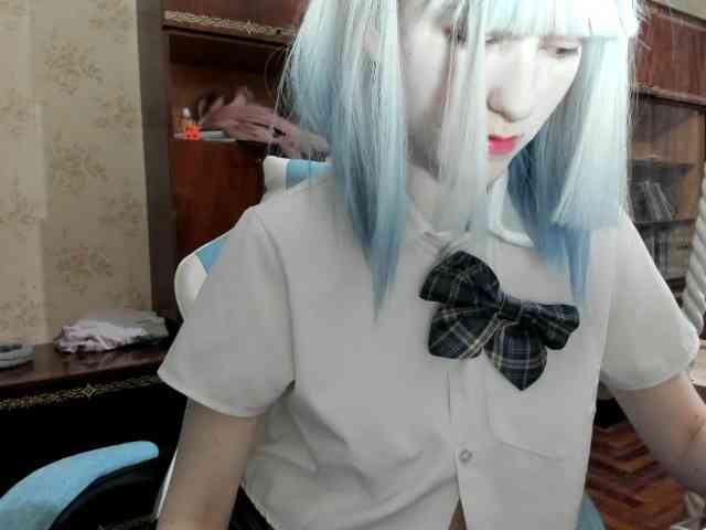 yoonhee-kiss webcam